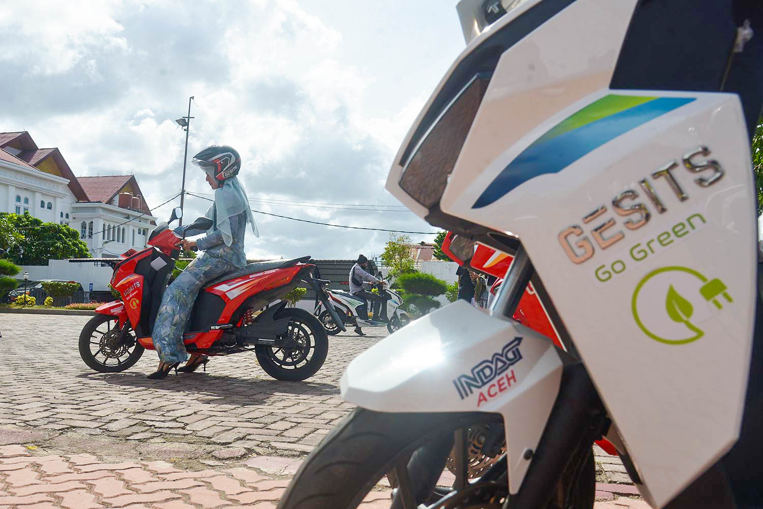 LAUNCHING SEPEDA MOTOR LISTRIK DI ACEH-6